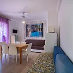 Andromeda B2 Apartment